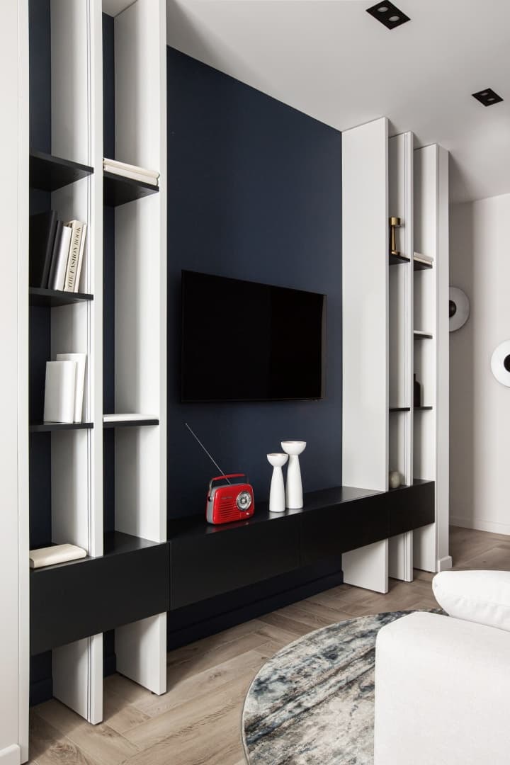 SPC ламинат в питерской квартире с круговой планировкой – фантазия, воплощенная в реальность